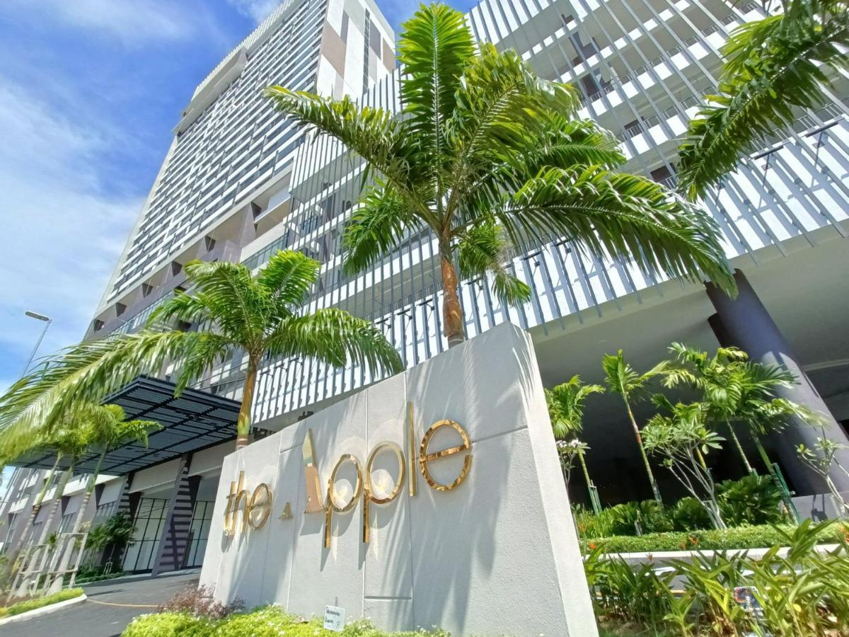 The Apple Residence By Heystay Management Malacca Exterior photo